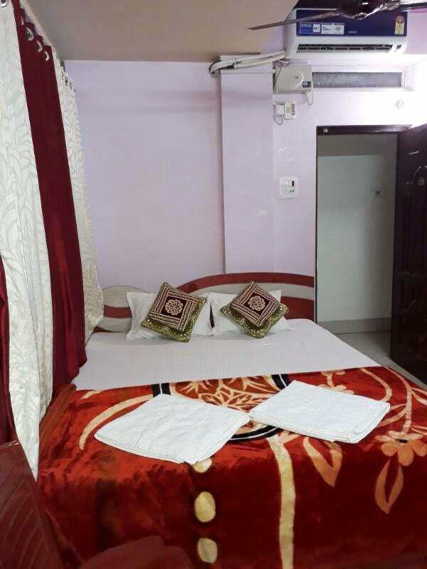 Royal Guest House Gaya Exterior foto