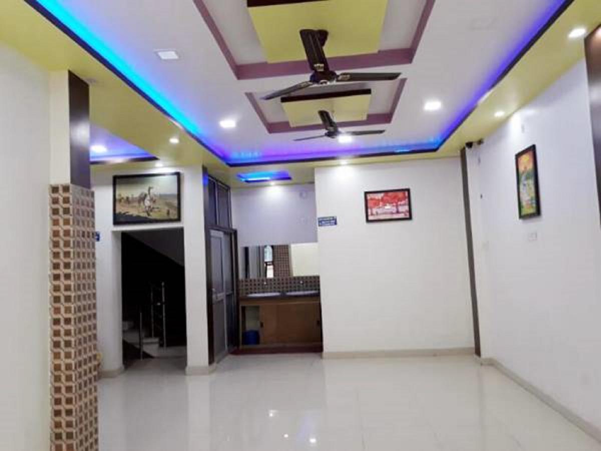 Royal Guest House Gaya Exterior foto
